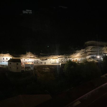 Casa Rural Bajo La Alcazaba Setenil De Las Bodegas Екстериор снимка