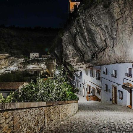 Casa Rural Bajo La Alcazaba Setenil De Las Bodegas Екстериор снимка